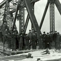 Construction of the Canadian Northern <br />Railway Bridge at Prince Albert, [1908-1909]