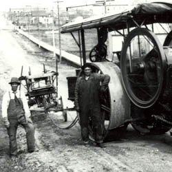 Road Crew Working on Prince Albert Street, [ca. 1915]