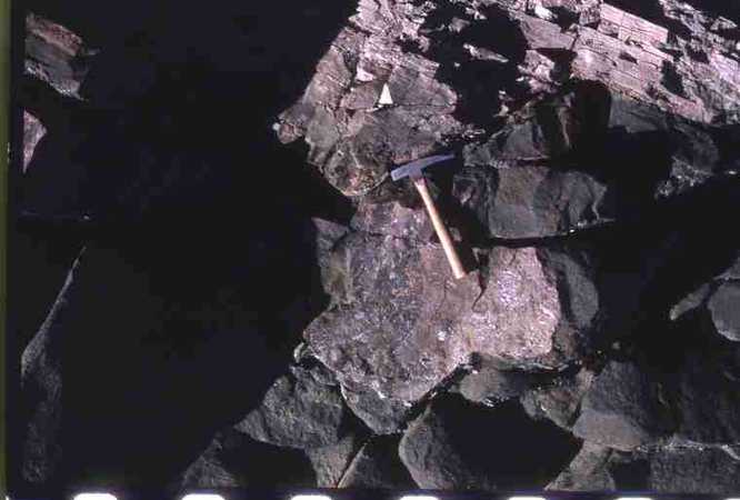 Close-up of lower contact of gabbro sill